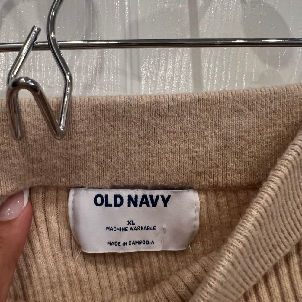 Old Navy pencil skirt never worn size extra large - Picture 2 of 2